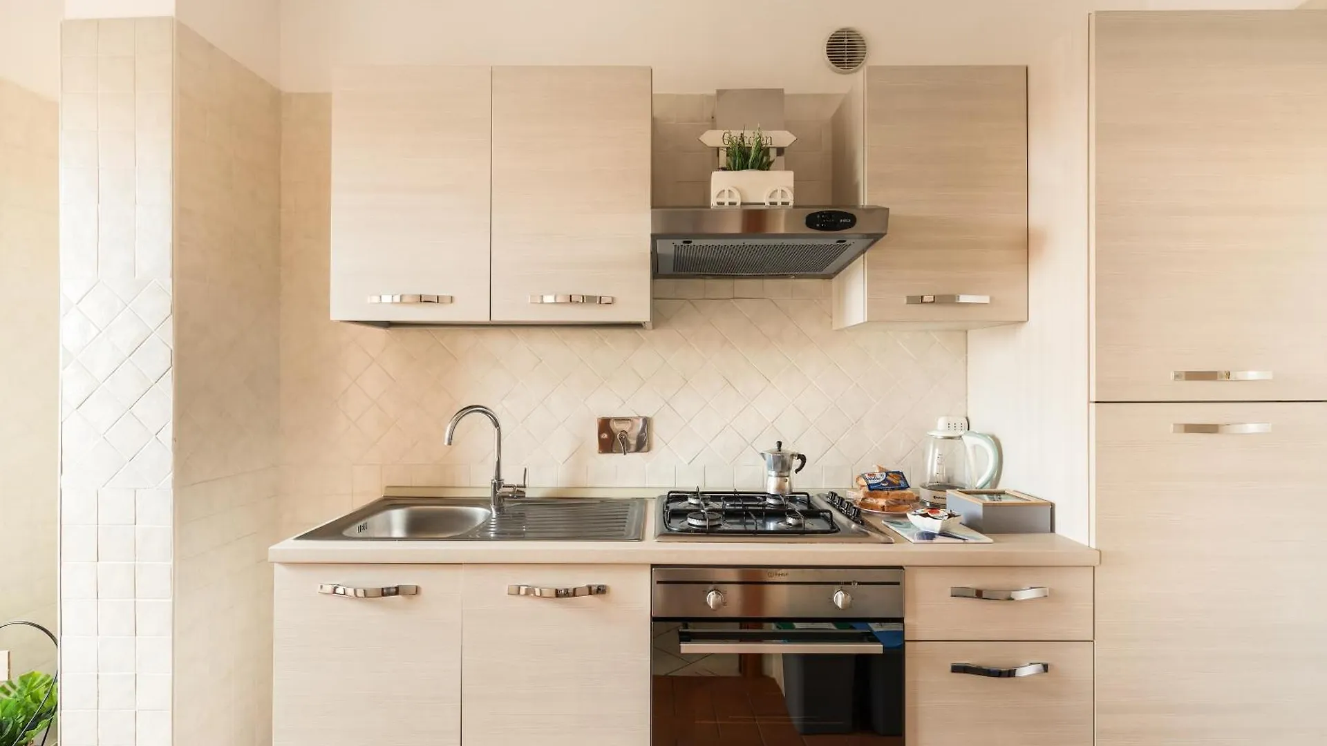 Giramondo Guest house Fiumicino