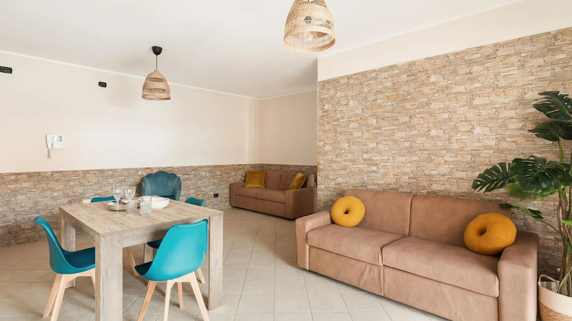 Giramondo Guest House Fiumicino 0*,